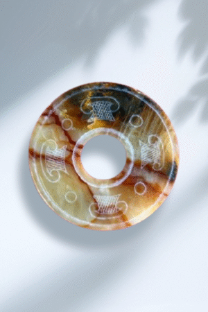 汉代五彩玉佩①